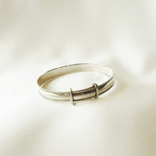 Load image into Gallery viewer, Neve Sterling Silver Corded Edge Children's Bangle