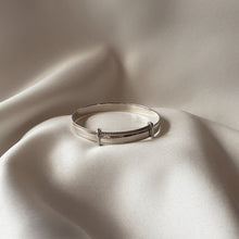Load image into Gallery viewer, Neve Stirling Silver Corded Edge Children&#39;s Bangle
